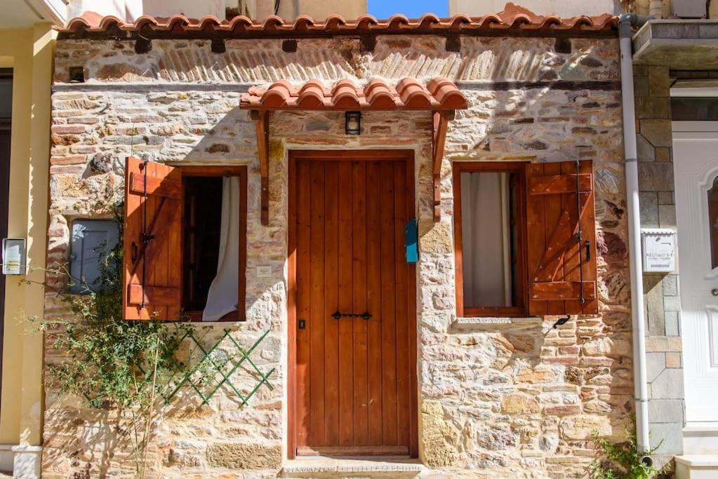 Lavrio Stone House 5 Min From The Centre/Port 아파트 외부 사진