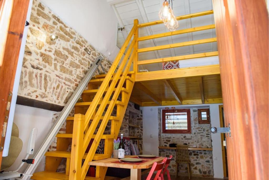Lavrio Stone House 5 Min From The Centre/Port 아파트 외부 사진