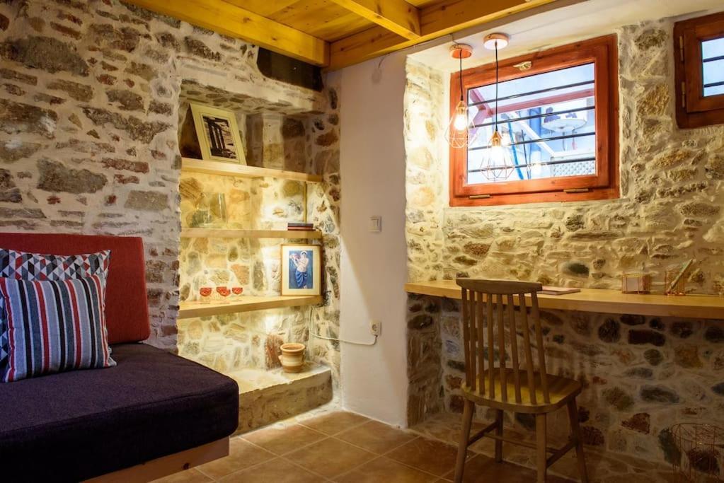 Lavrio Stone House 5 Min From The Centre/Port 아파트 외부 사진