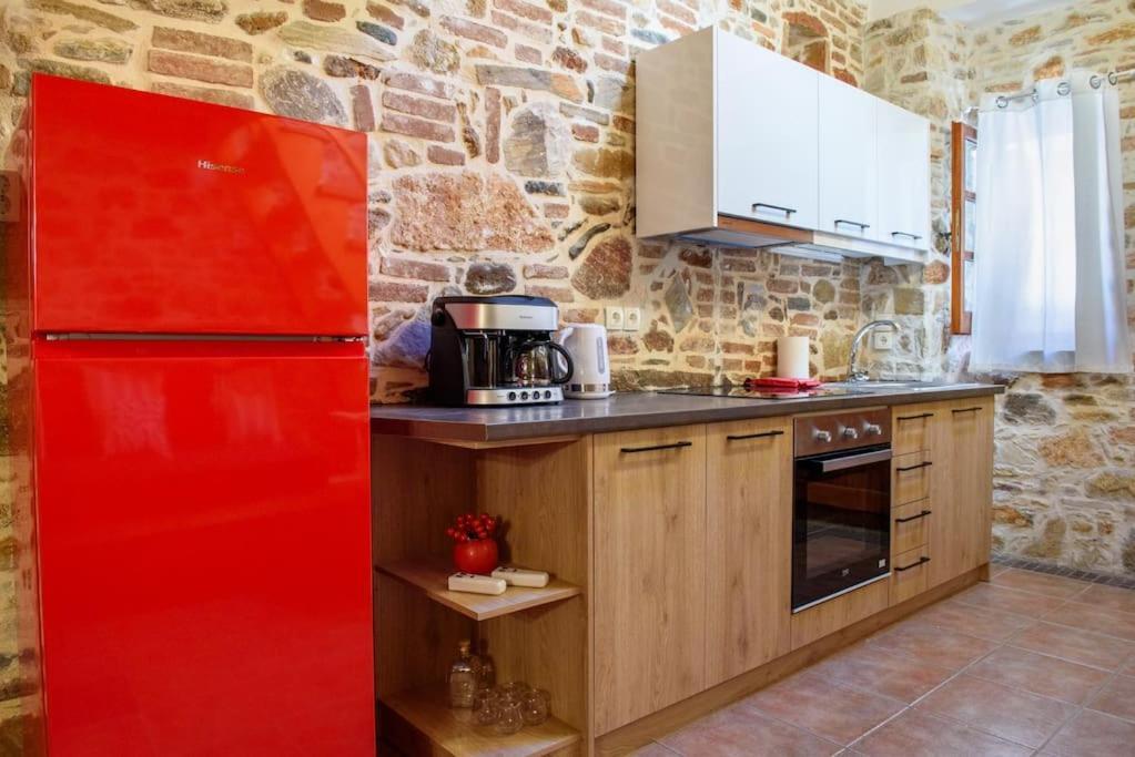 Lavrio Stone House 5 Min From The Centre/Port 아파트 외부 사진