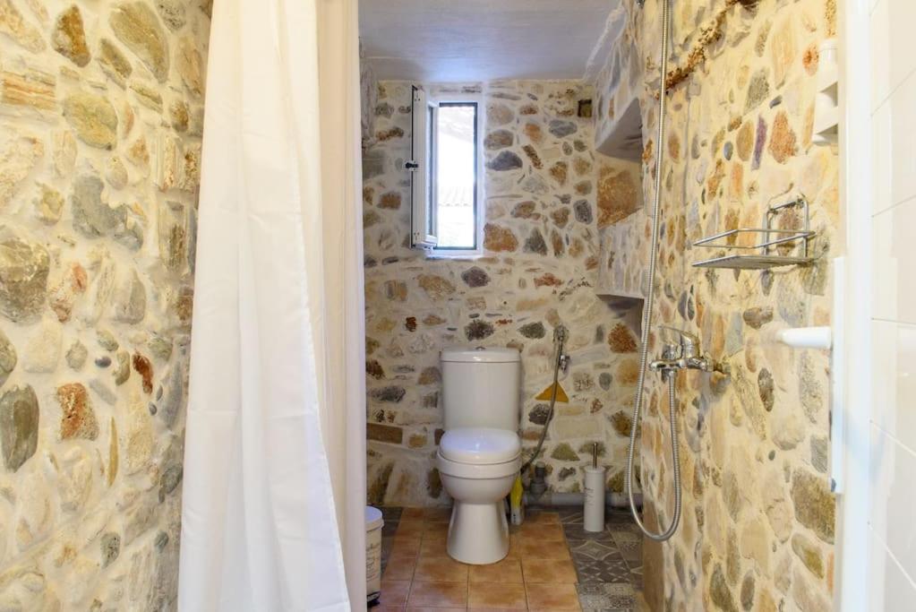 Lavrio Stone House 5 Min From The Centre/Port 아파트 외부 사진